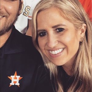 Meet your Posher, Holly